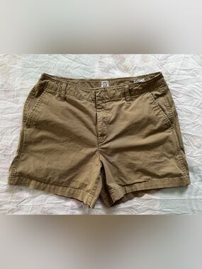 GAP Downtown Khaki Short
